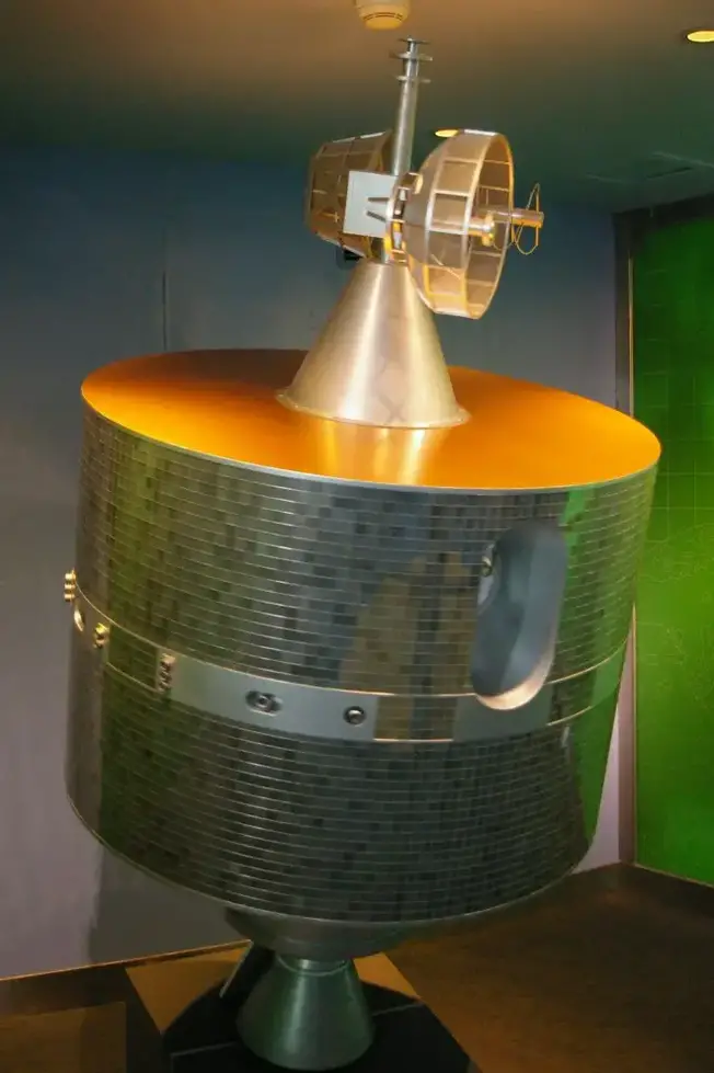 Maquette du satellite détruit par la Chine par un missile