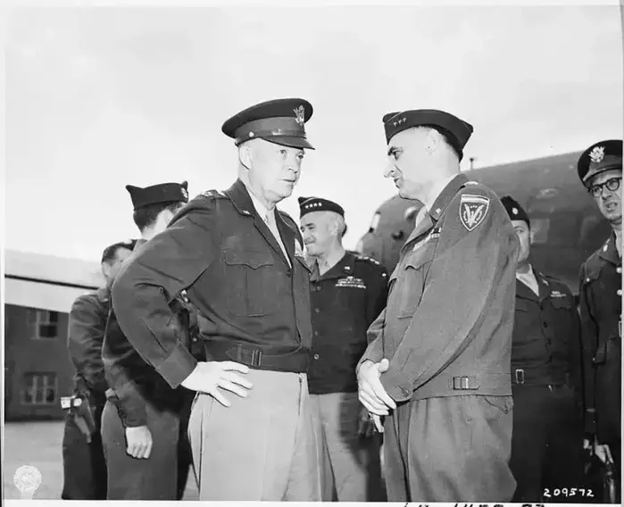 Général Clay et Eisenhower
