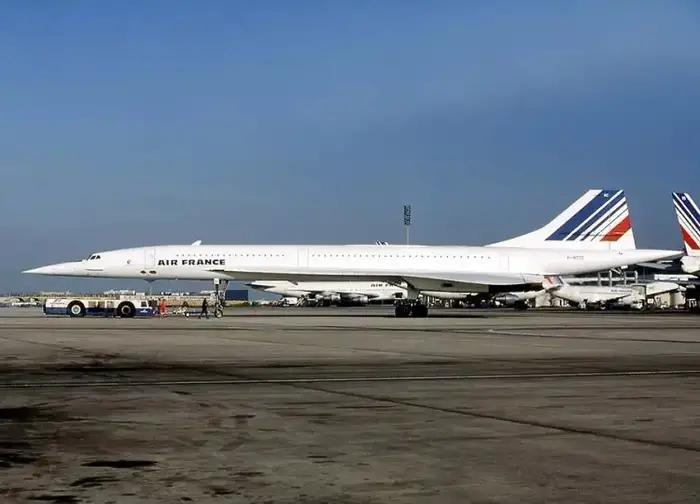 Aerospatiale-BAC_Concorde_101,_Air_France_AN0702255 (1)