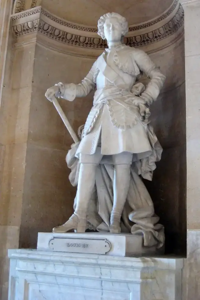 Versailles: Château de Versailles - Galeries de L'Histoire de France - Statue de Louis XV wallyg Louis xv photo