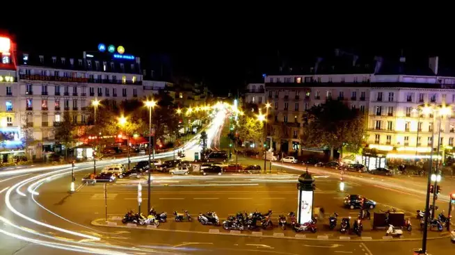 La rue de Rennes - Paris by night y.caradec rue de rennes paris photo