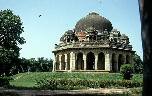 sechseckpavillion RuckSackKruemel inde 1993 photo