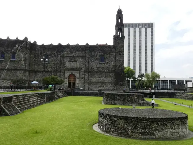 Tlatelolco photo