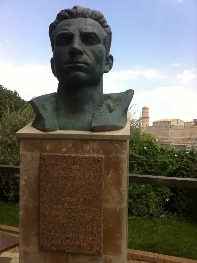 Missak Manouchian 1906-1944 FTP-MOI - Monument Marseille (Pharo) JeanneMenjoulet&Cie Missak Manouchian photo