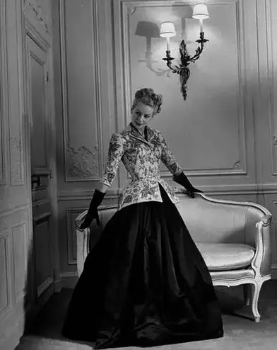 1947 Dovima-2010 maison de couture photo