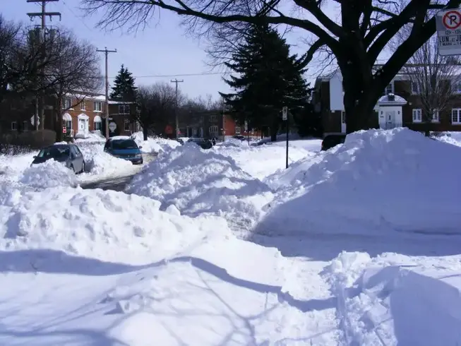 Neige à Montréal by abdallahh montreal neige -cote photo