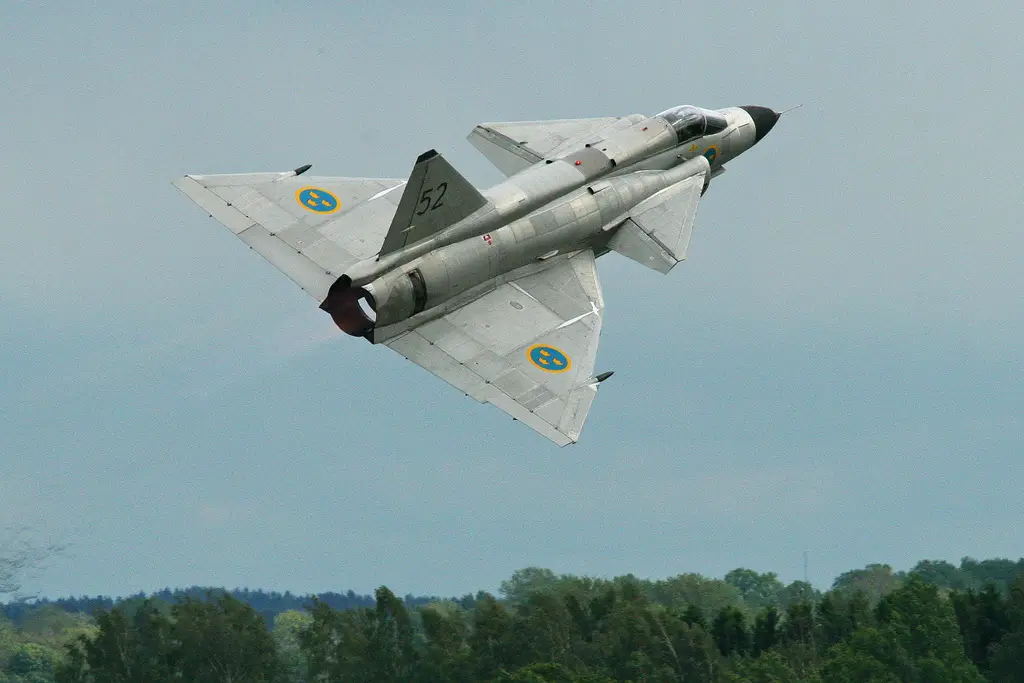 Saab 37 Viggen photo