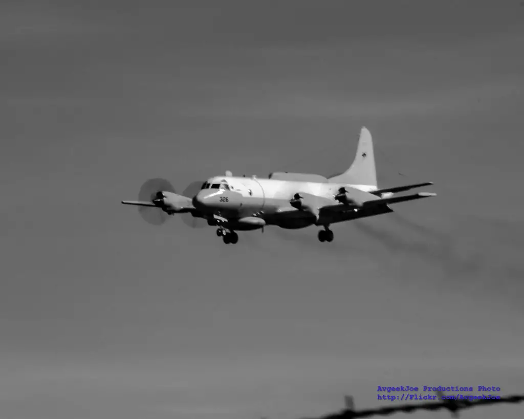 Lockheed EP-3 photo