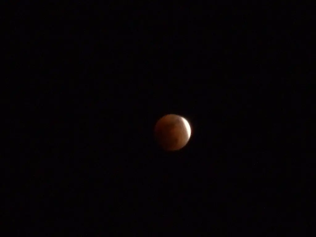 eclipse lunaire comme celle prédite par Christophe Colomb le 29 février